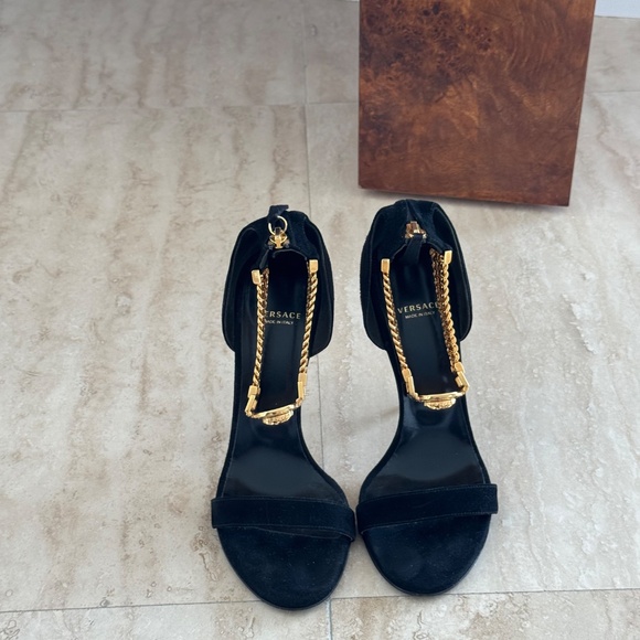 Suede leather Versace Heels - Picture 3 of 9